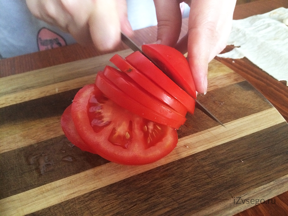 Резаные помидоры приготовление