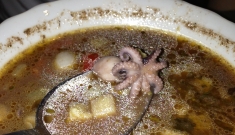Как приготовить суп из осьминогов